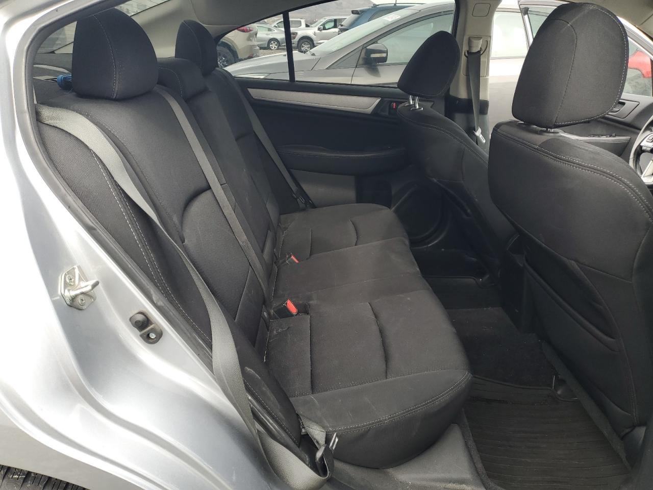 2015 Subaru Legacy - Image 10