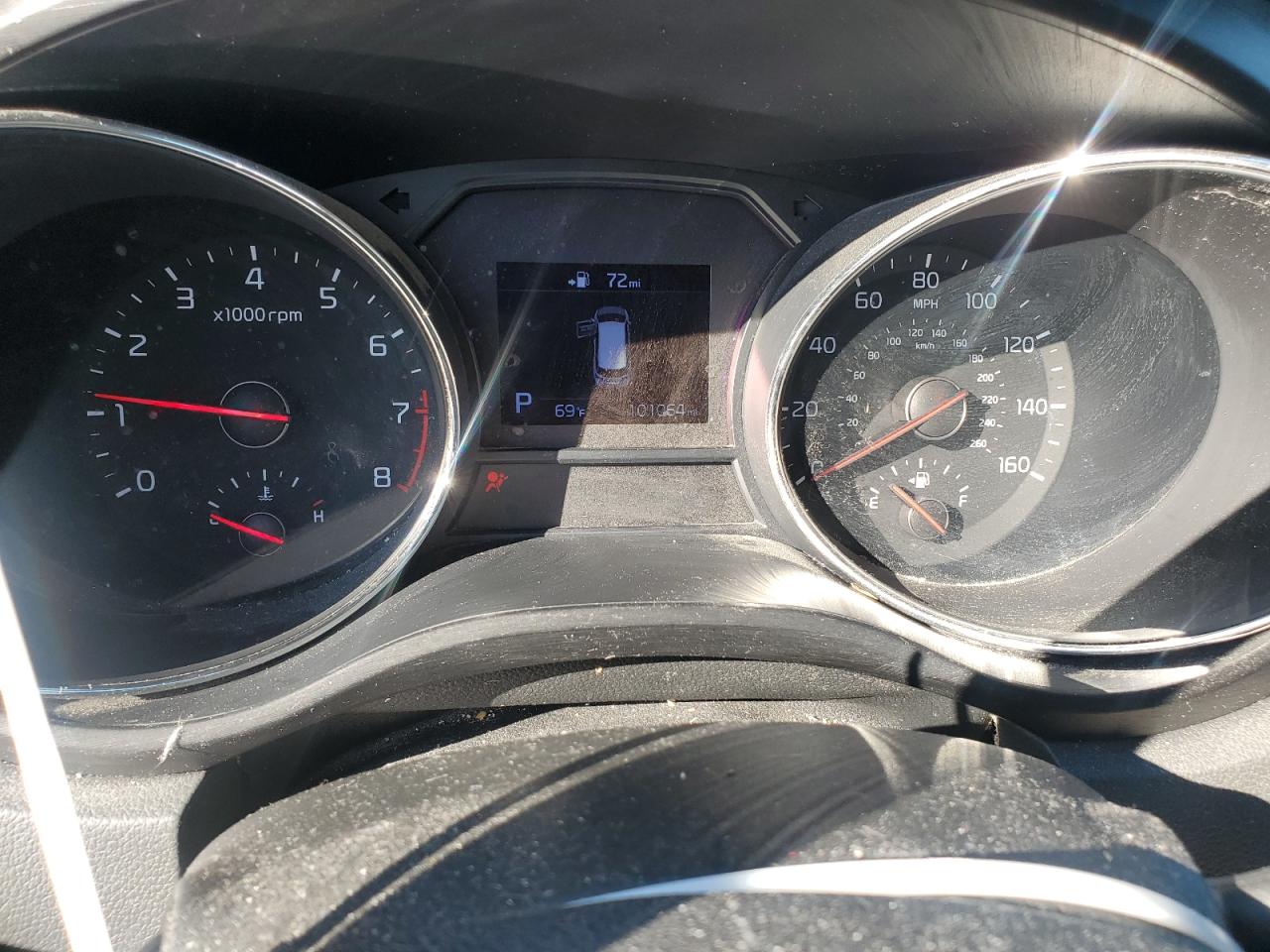 2020 Kia Sedona - Image 9
