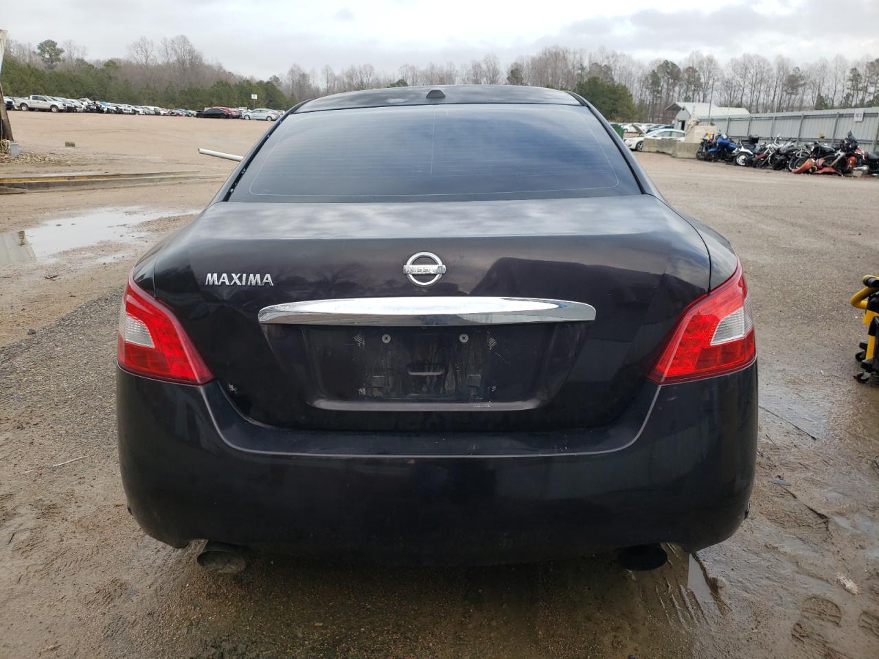 2010 Nissan Maxima - Image 6
