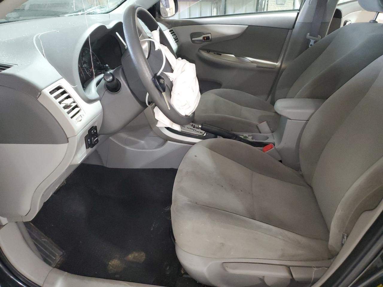 2010 Toyota Corolla - Image 7