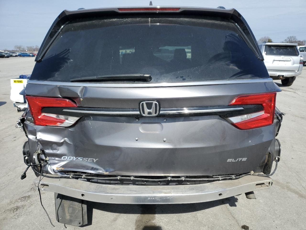 2022 Honda Odyssey - Image 6