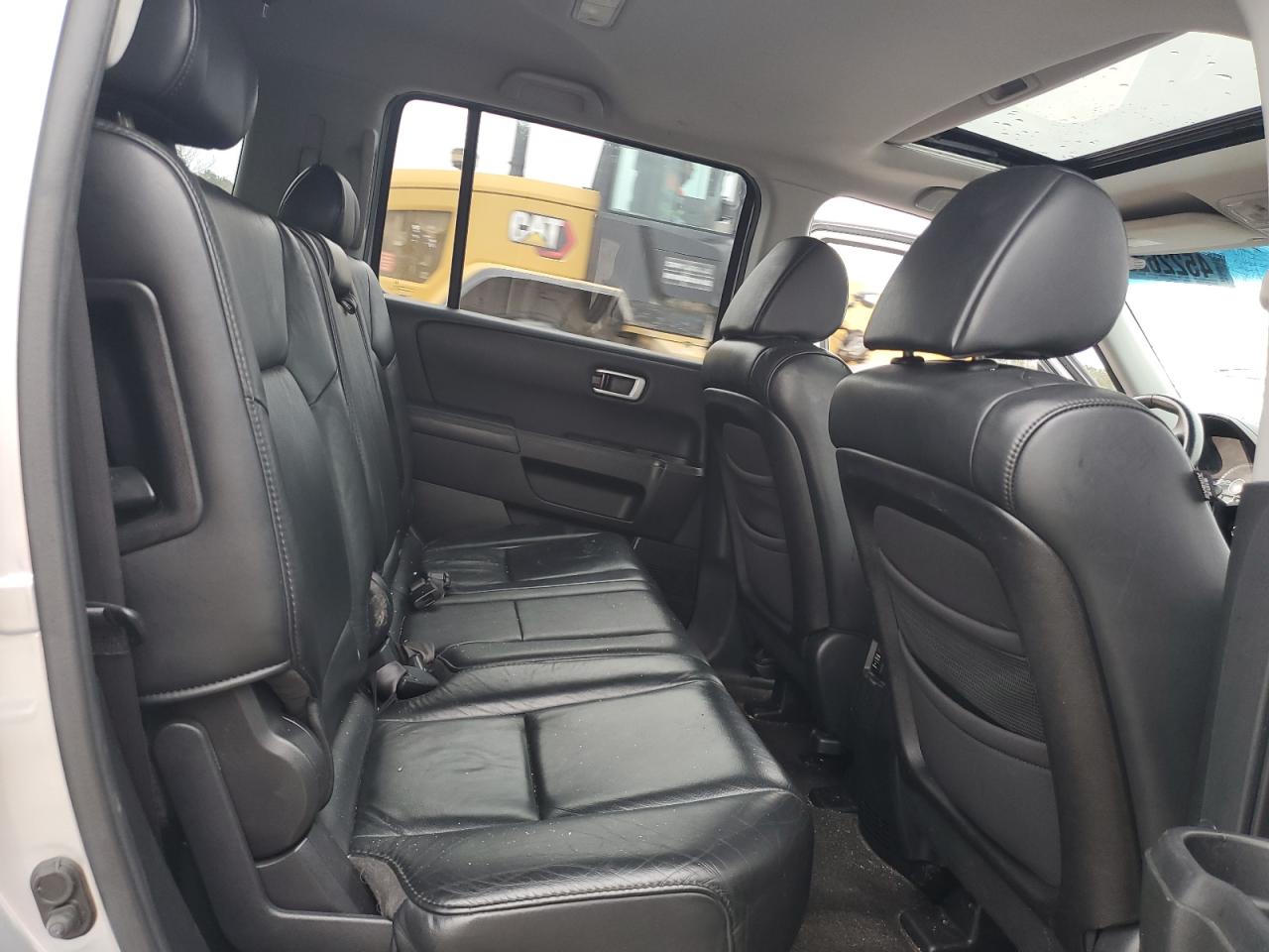 2011 Honda Pilot - Image 11