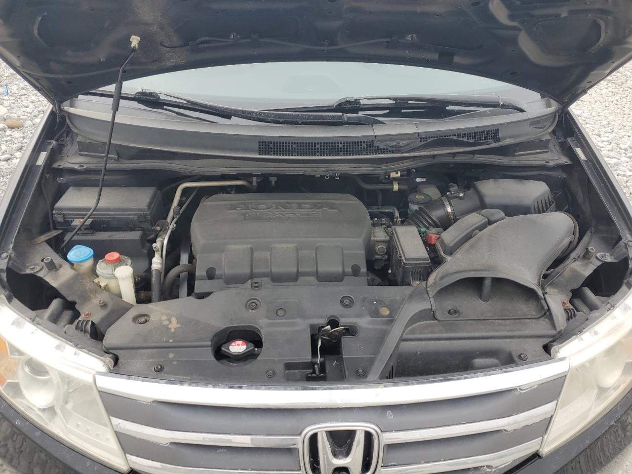 2011 Honda Odyssey - Image 12