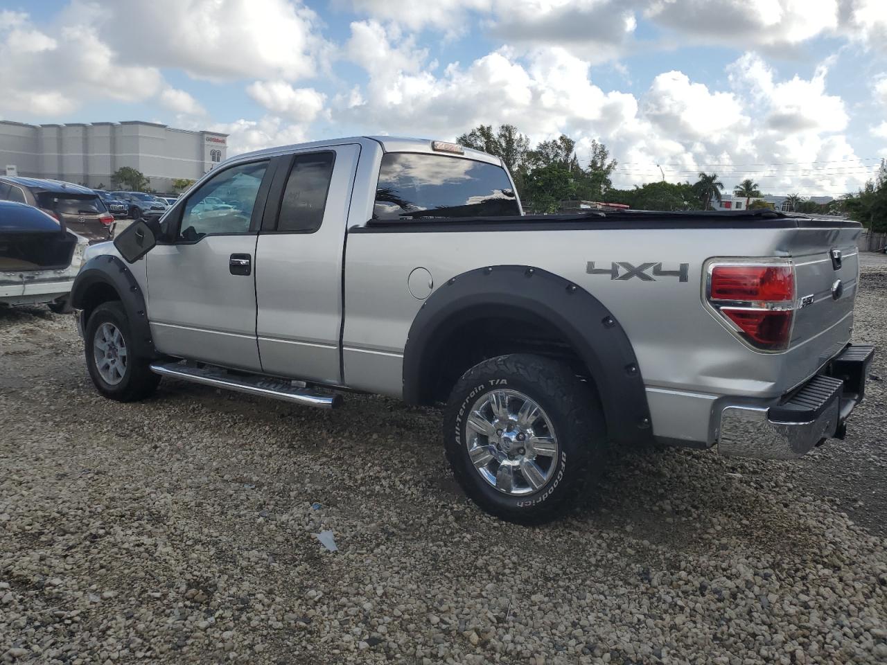 2010 Ford F-150 - Image 2