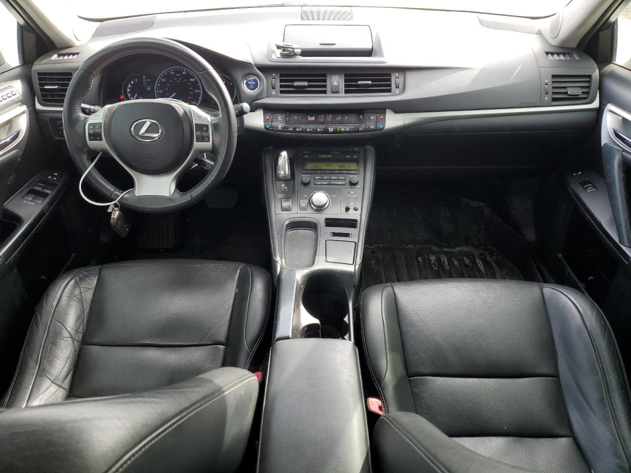 2012 Lexus CT - Image 8