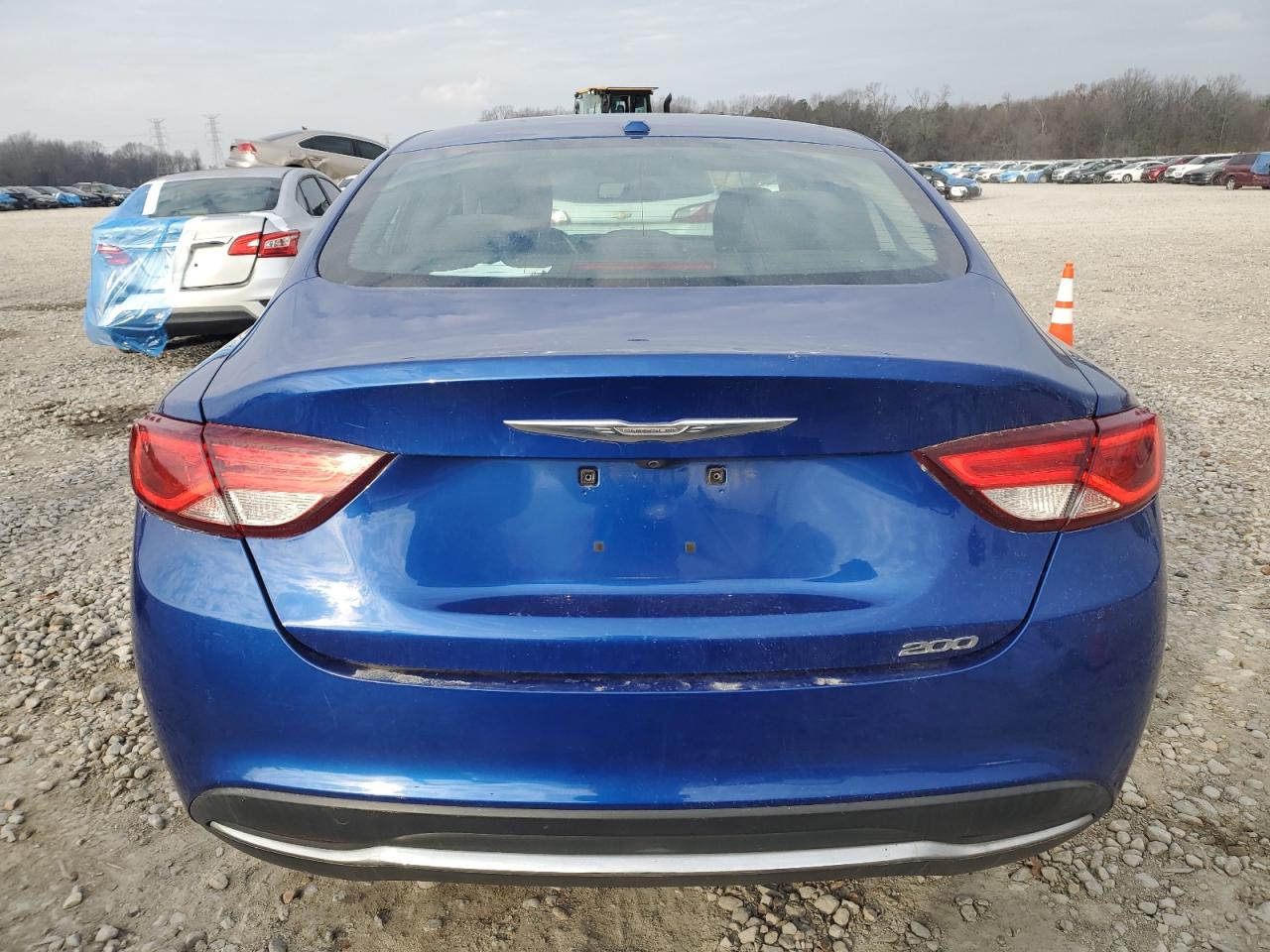 2015 Chrysler 200 - Image 6