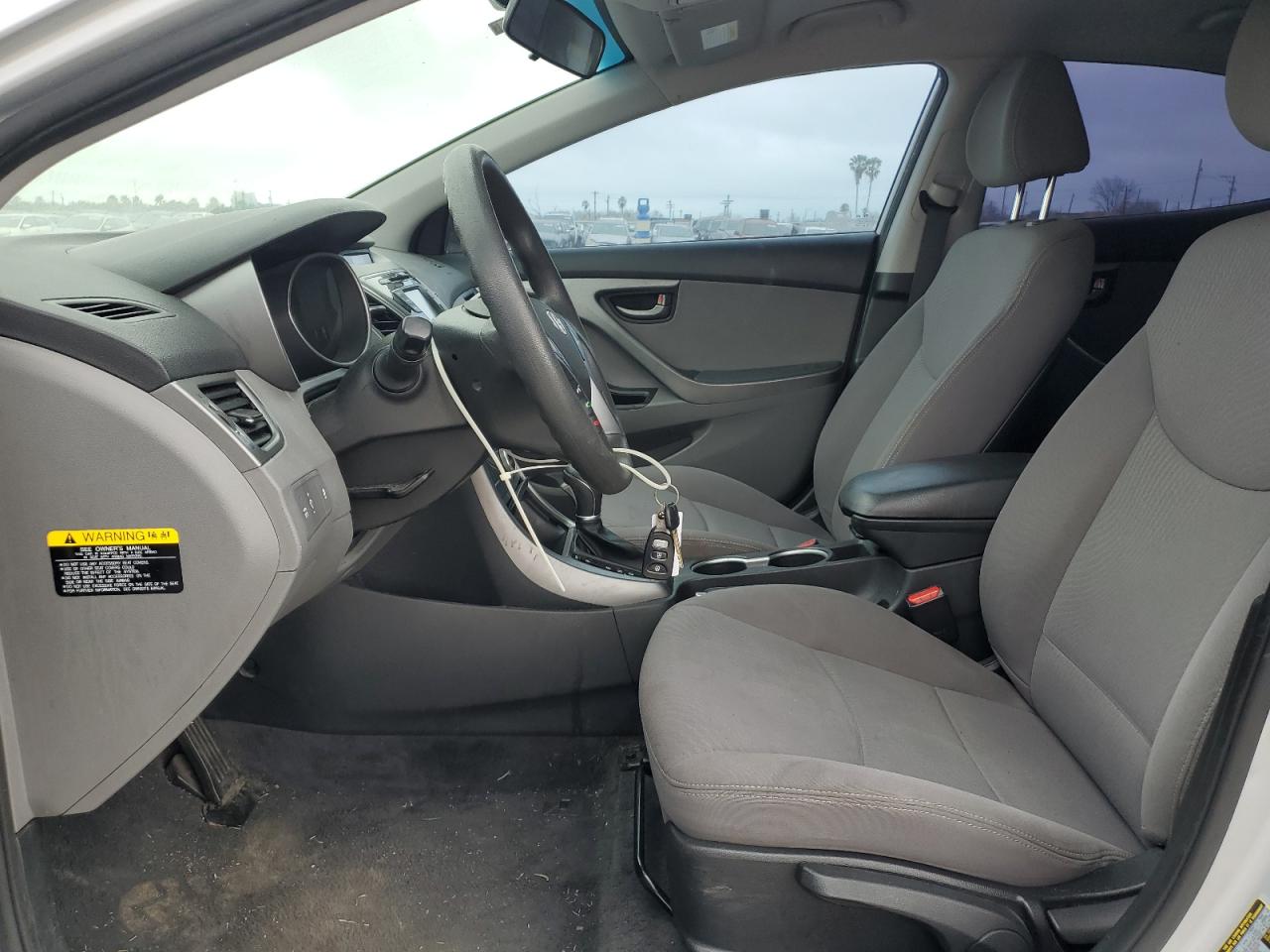 2016 Hyundai Elantra - Image 7
