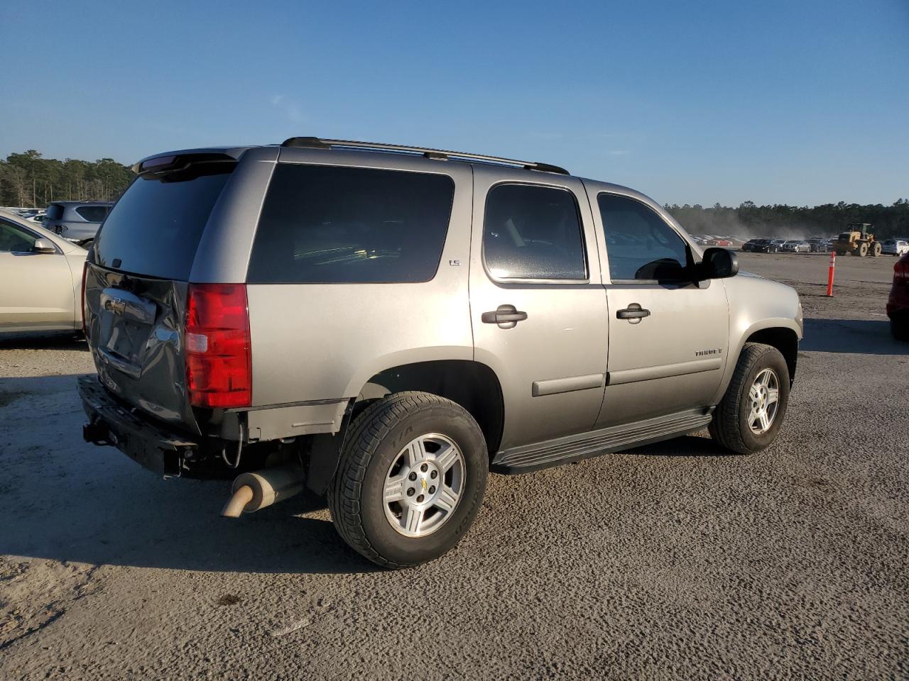 2007 Chevrolet Tahoe - Image 3