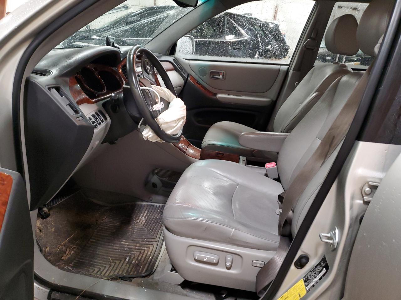 2005 Toyota Highlander Limited VIN: JTEEP21A850105666 Lot: 58391895