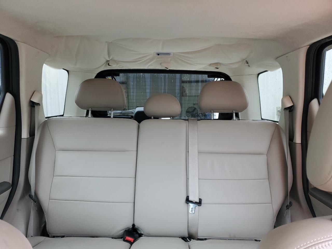 2008 Ford Escape - Image 10
