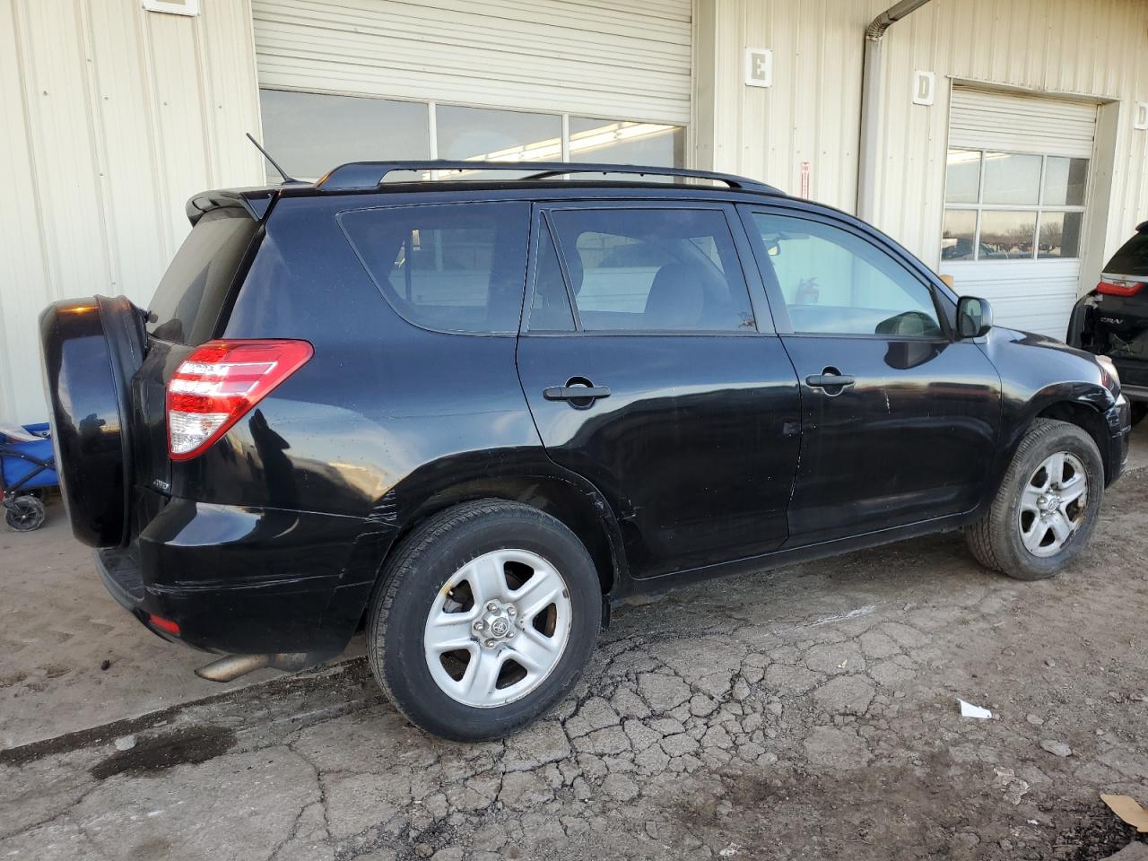 2011 Toyota RAV 4 - Image 3