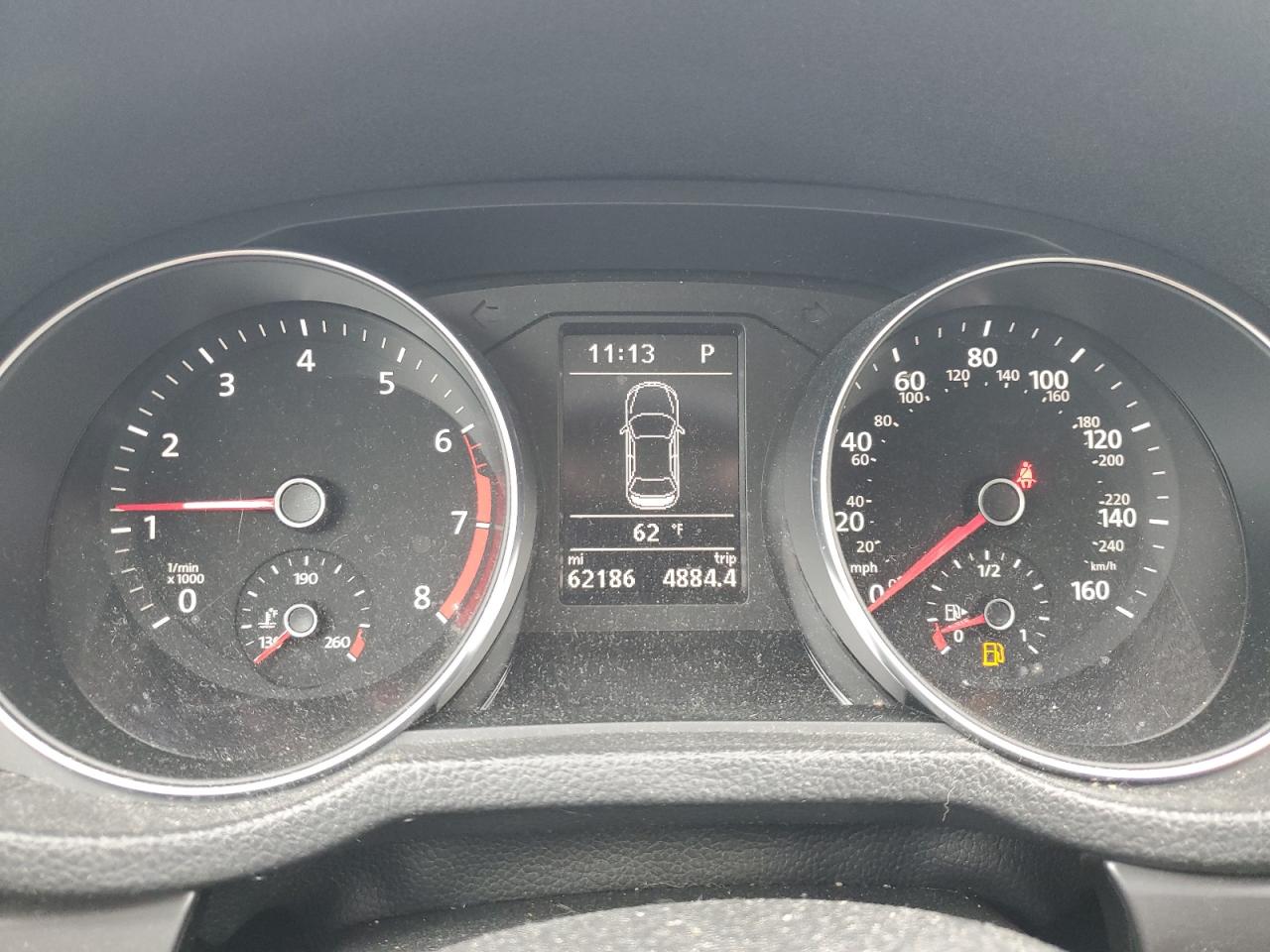 2018 Volkswagen Passat - Image 9
