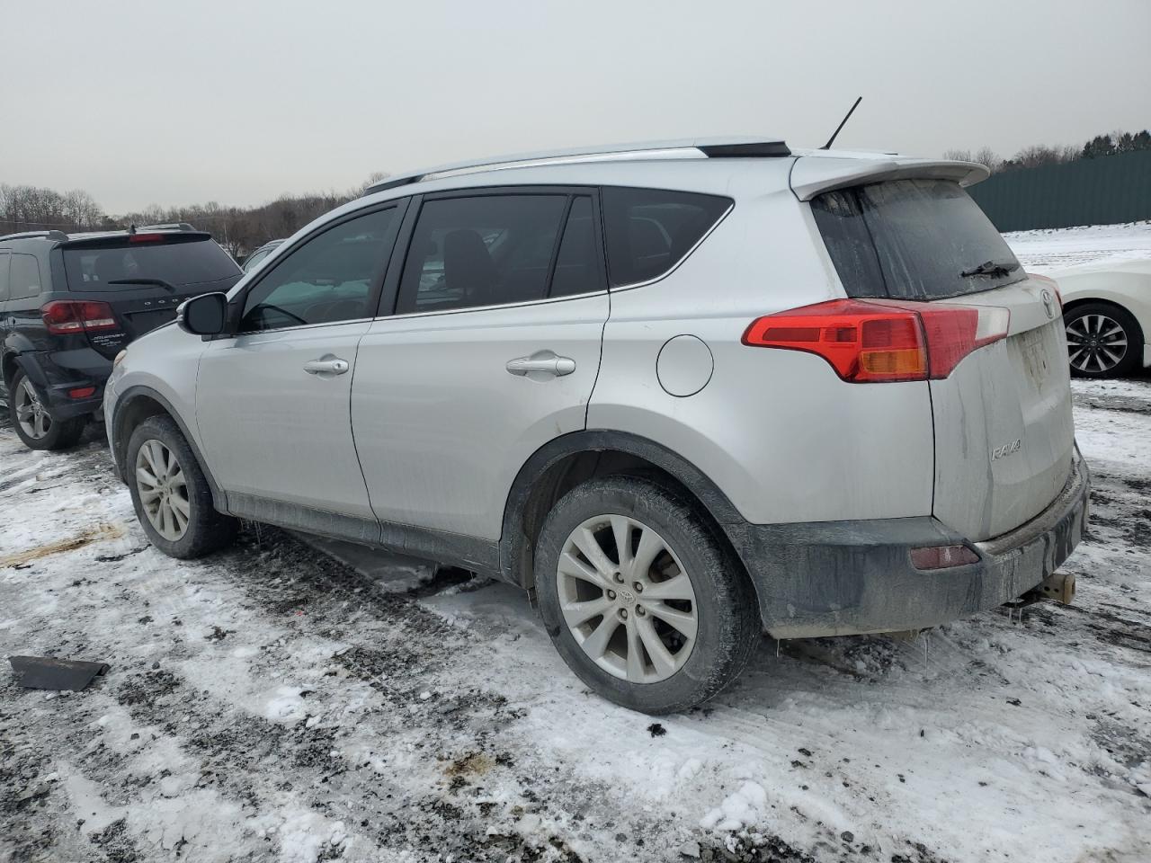 2014 Toyota RAV 4 - Image 2