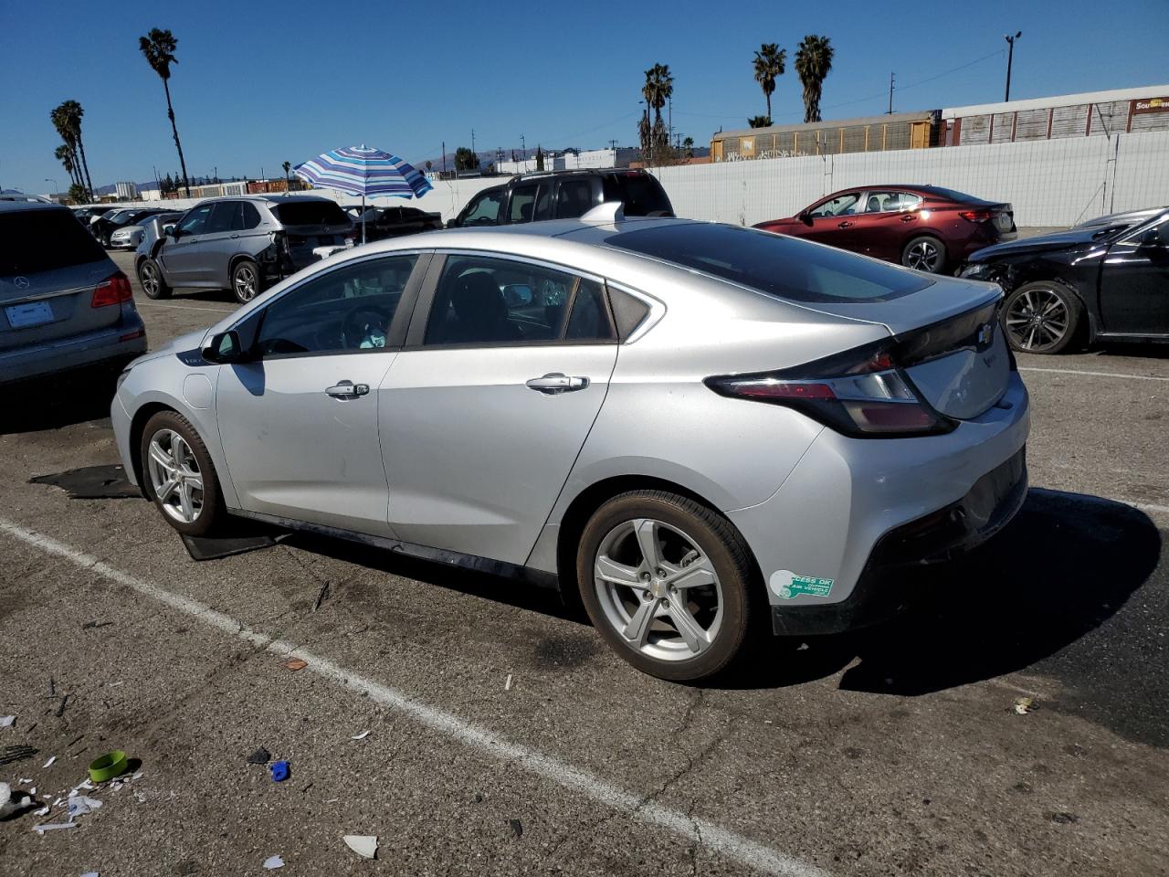 2017 Chevrolet Volt - Image 2