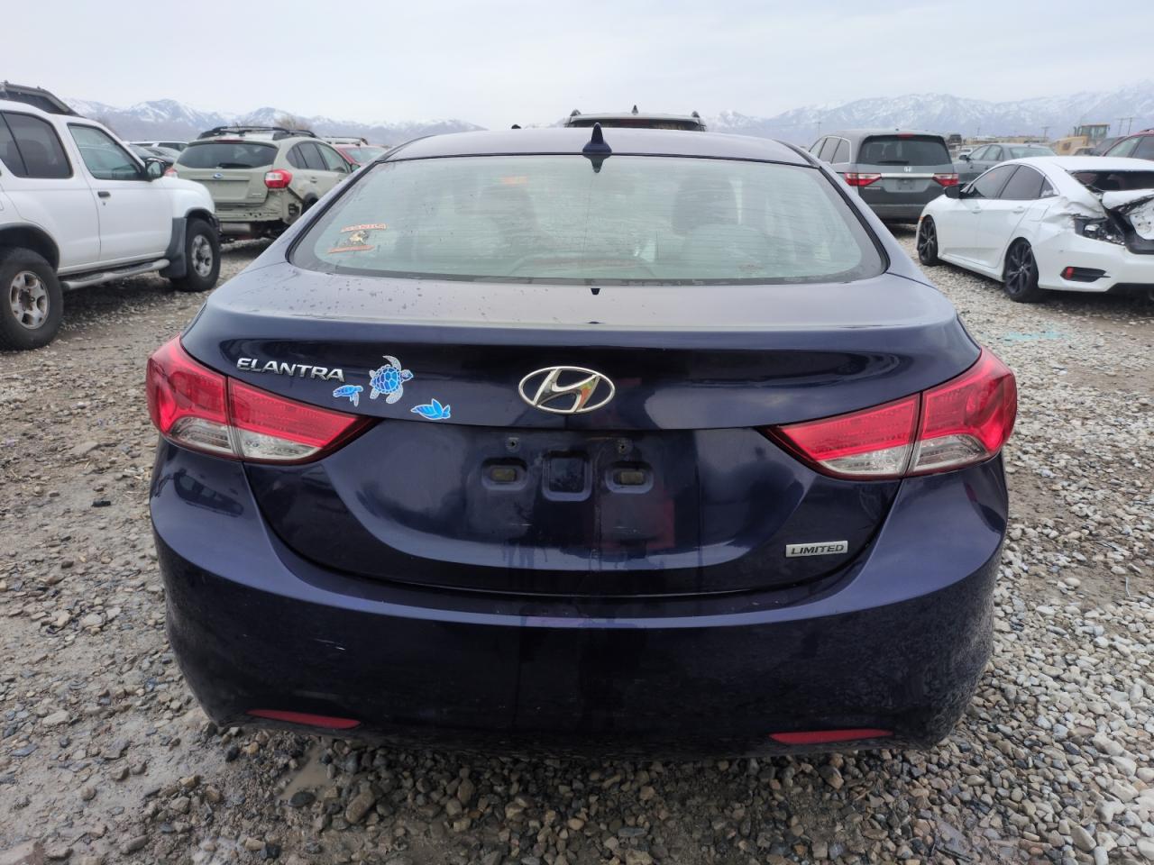 2012 Hyundai Elantra - Image 6