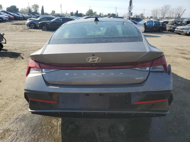  HYUNDAI ELANTRA 2024 Сріблястий