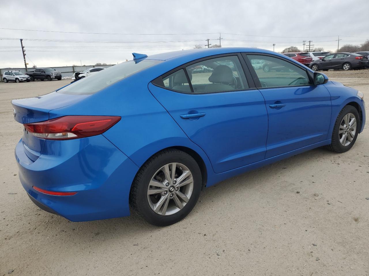 2018 Hyundai Elantra - Image 3