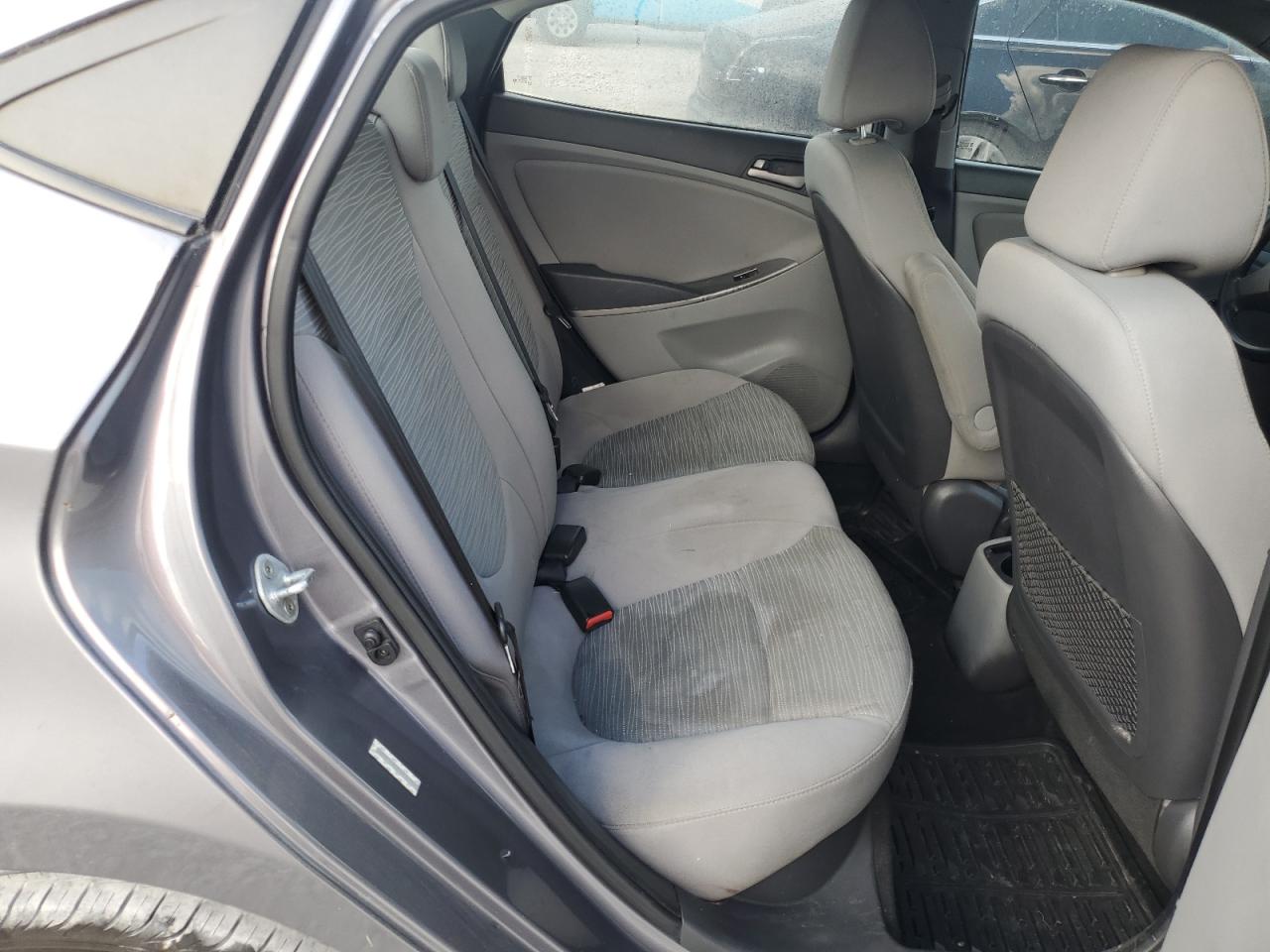2015 Hyundai Accent - Image 10