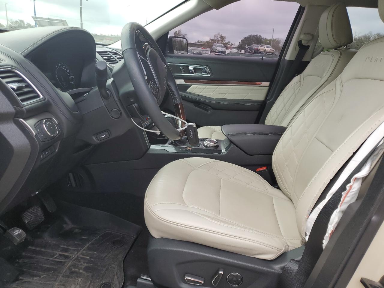2018 Ford Explorer - Image 7