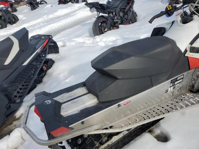 2010 SKIDOO MXZ TNT