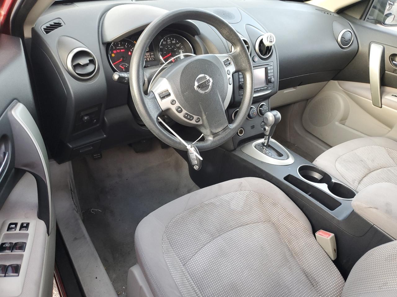 2011 Nissan Rogue - Image 8