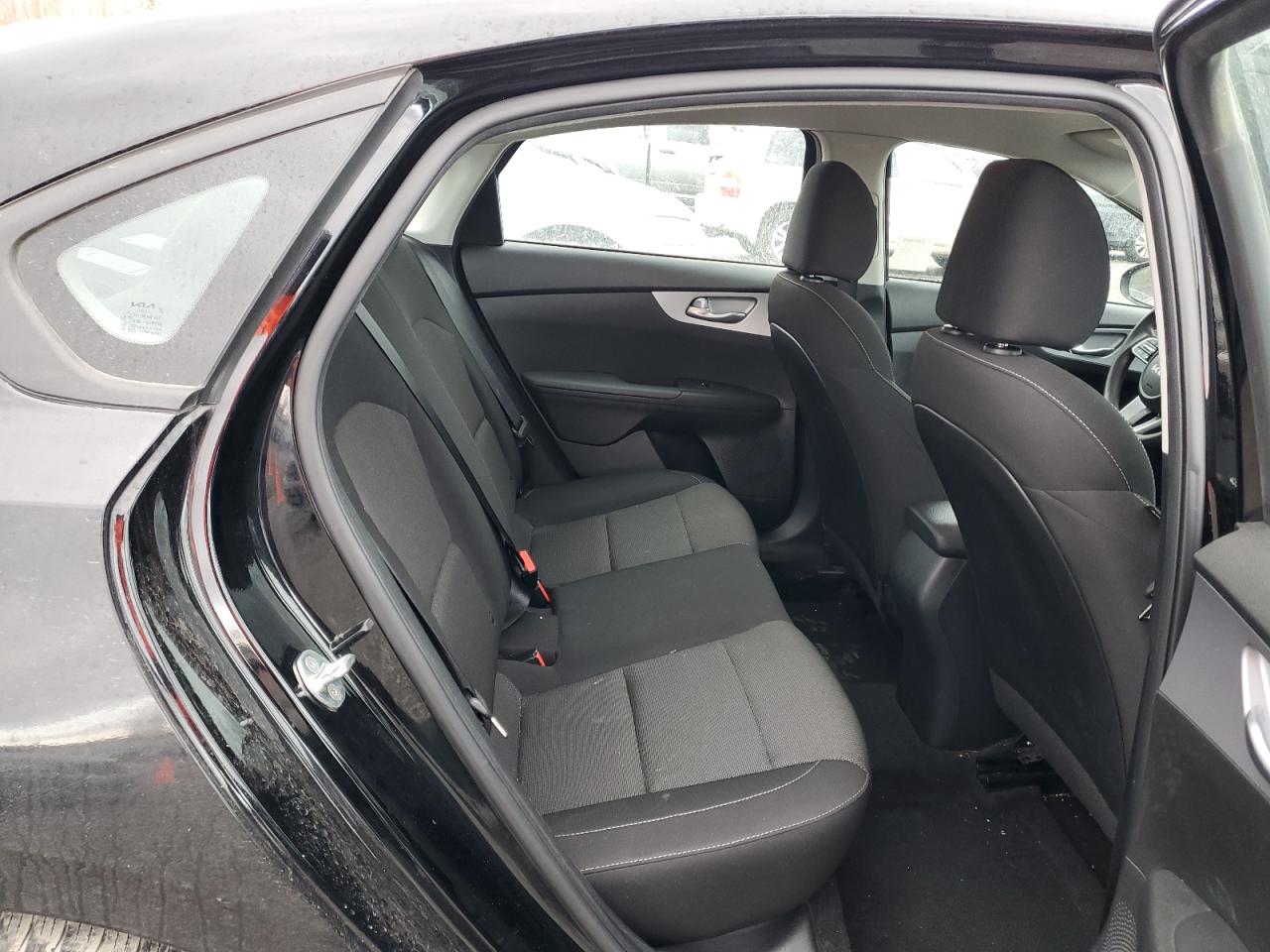 2023 Kia Forte - Image 10