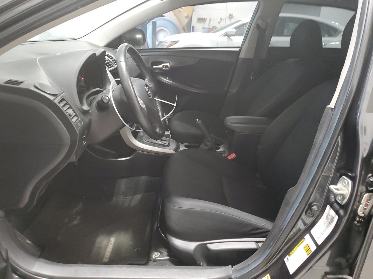 2009 Toyota Corolla - Image 7