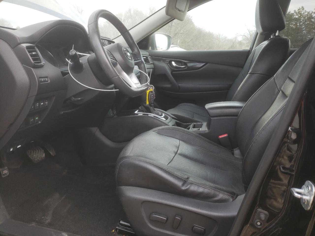 2017 Nissan Rogue - Image 7