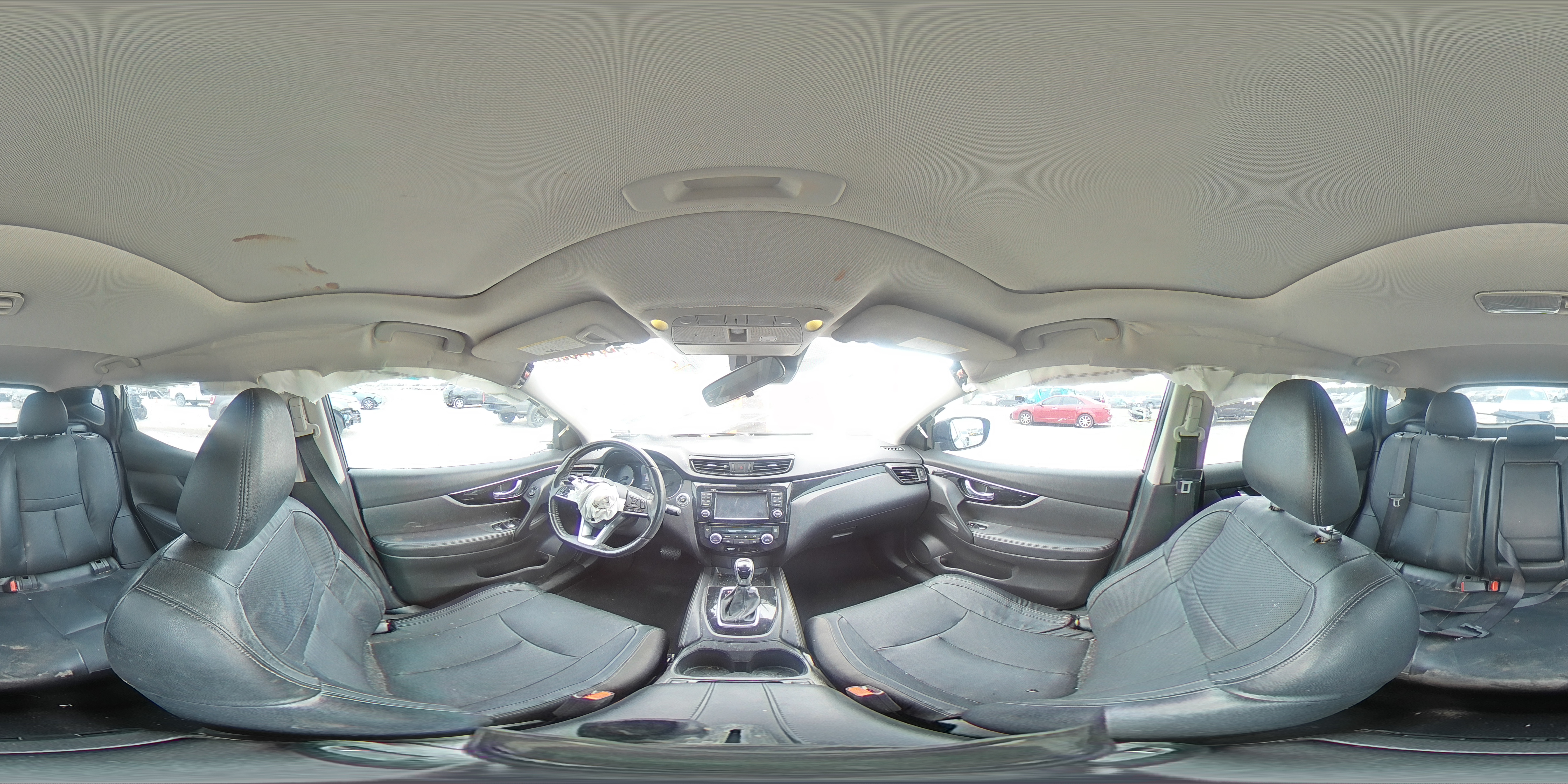 2017 Nissan Rogue - Image 14