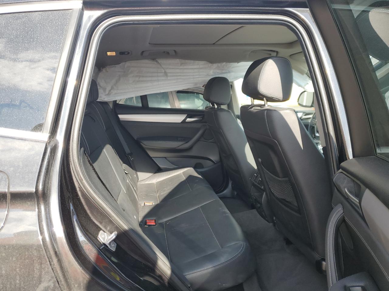 2017 BMW X3 - Image 11