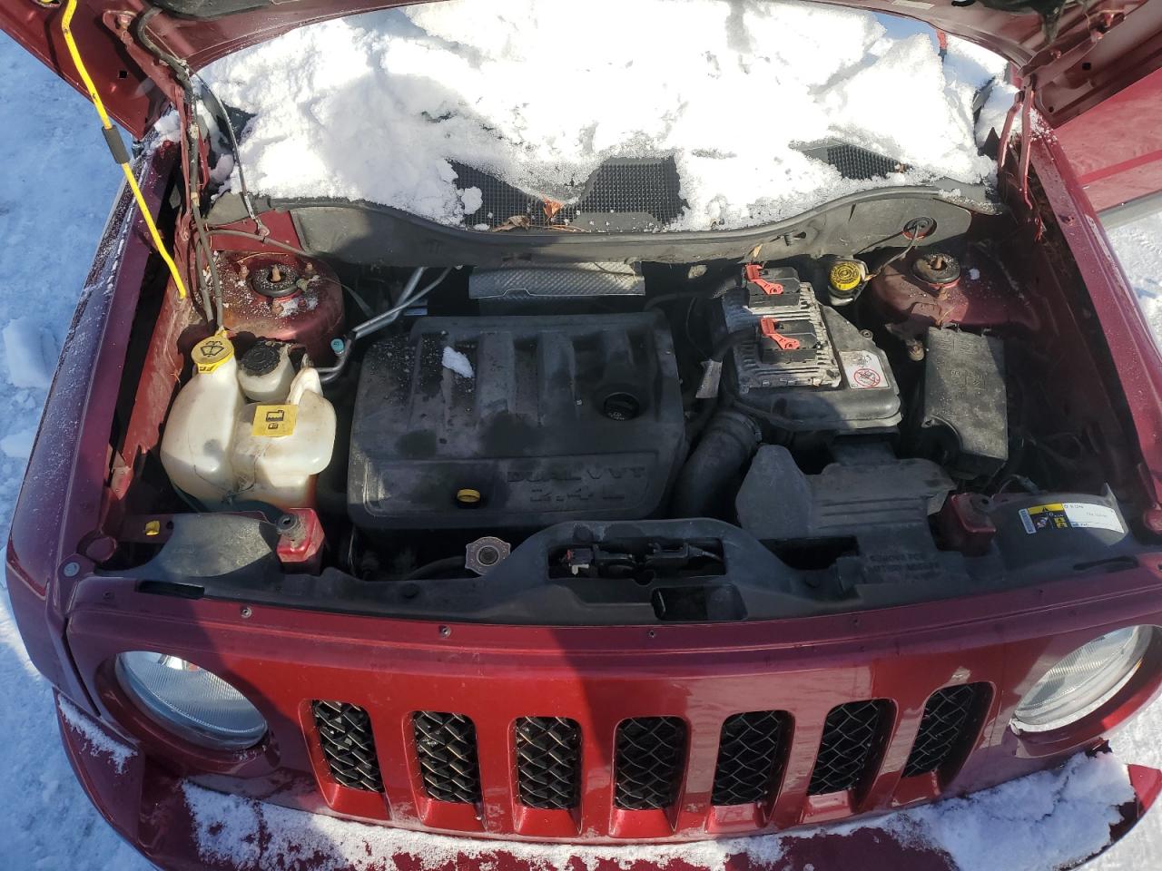 2015 Jeep Liberty (Patriot) - Image 12