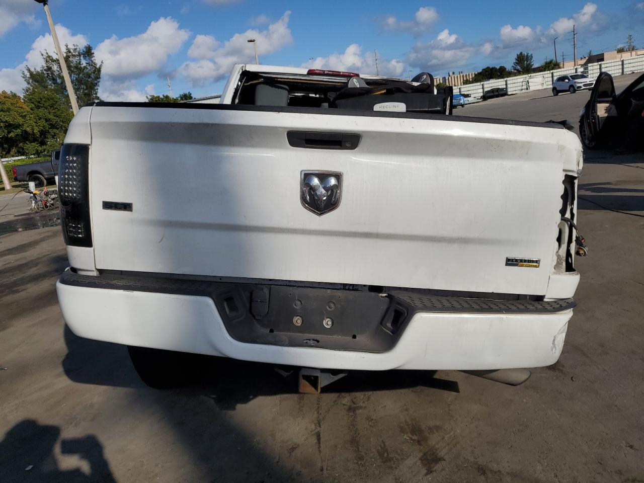2017 RAM 1500 - Image 6