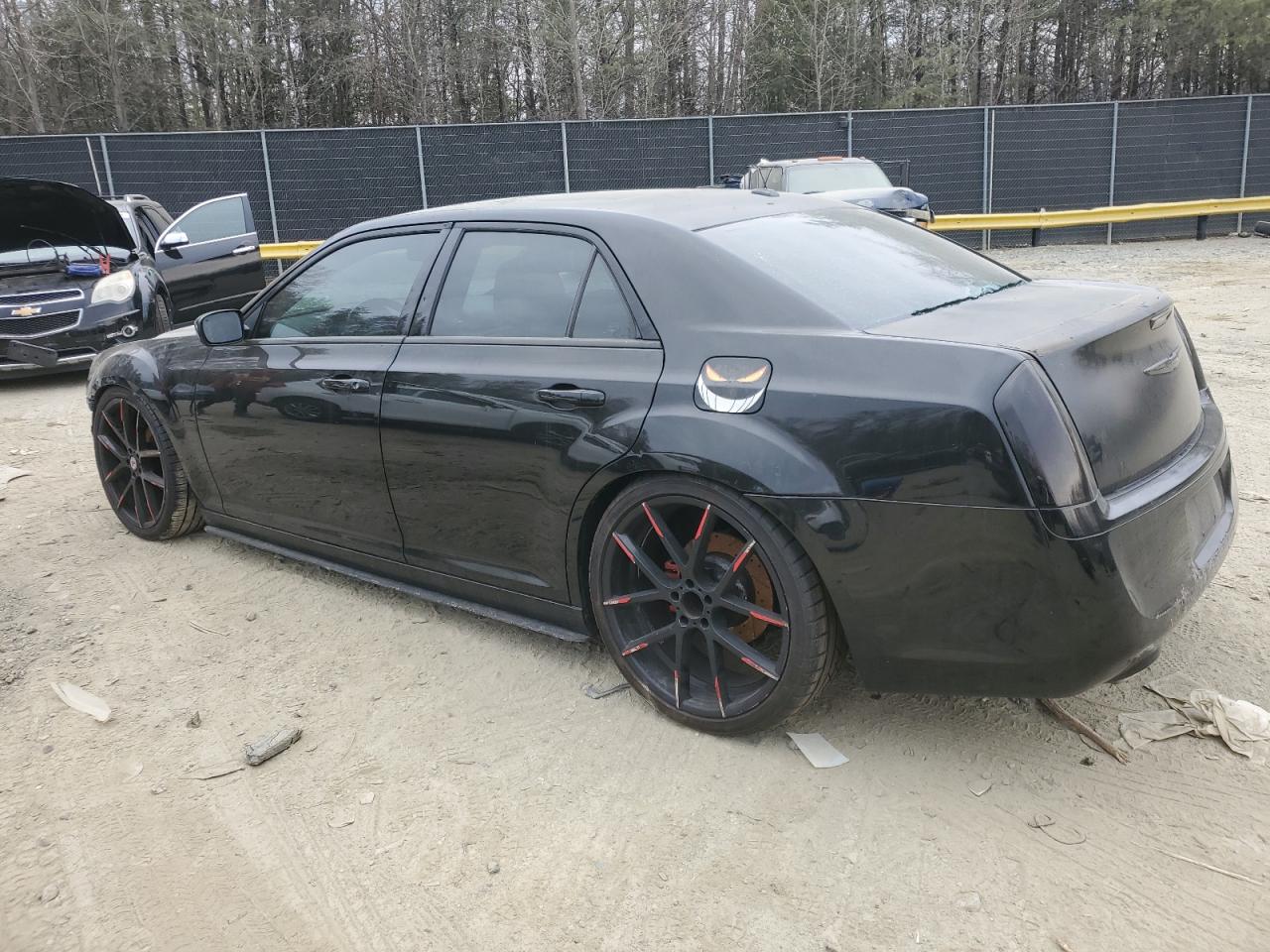 2014 Chrysler 300 - Image 2