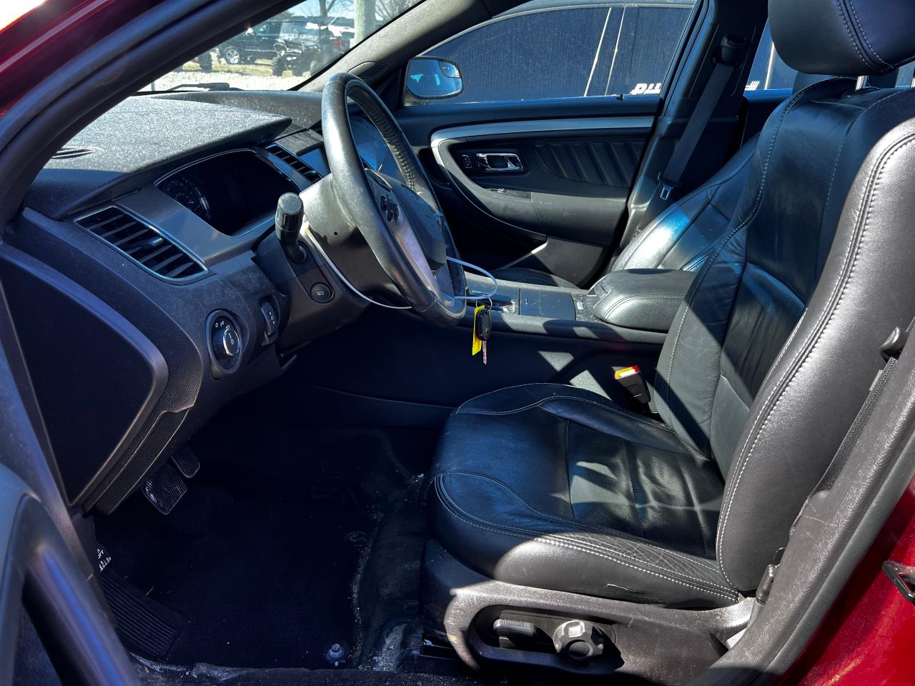 2014 Ford Taurus - Image 7