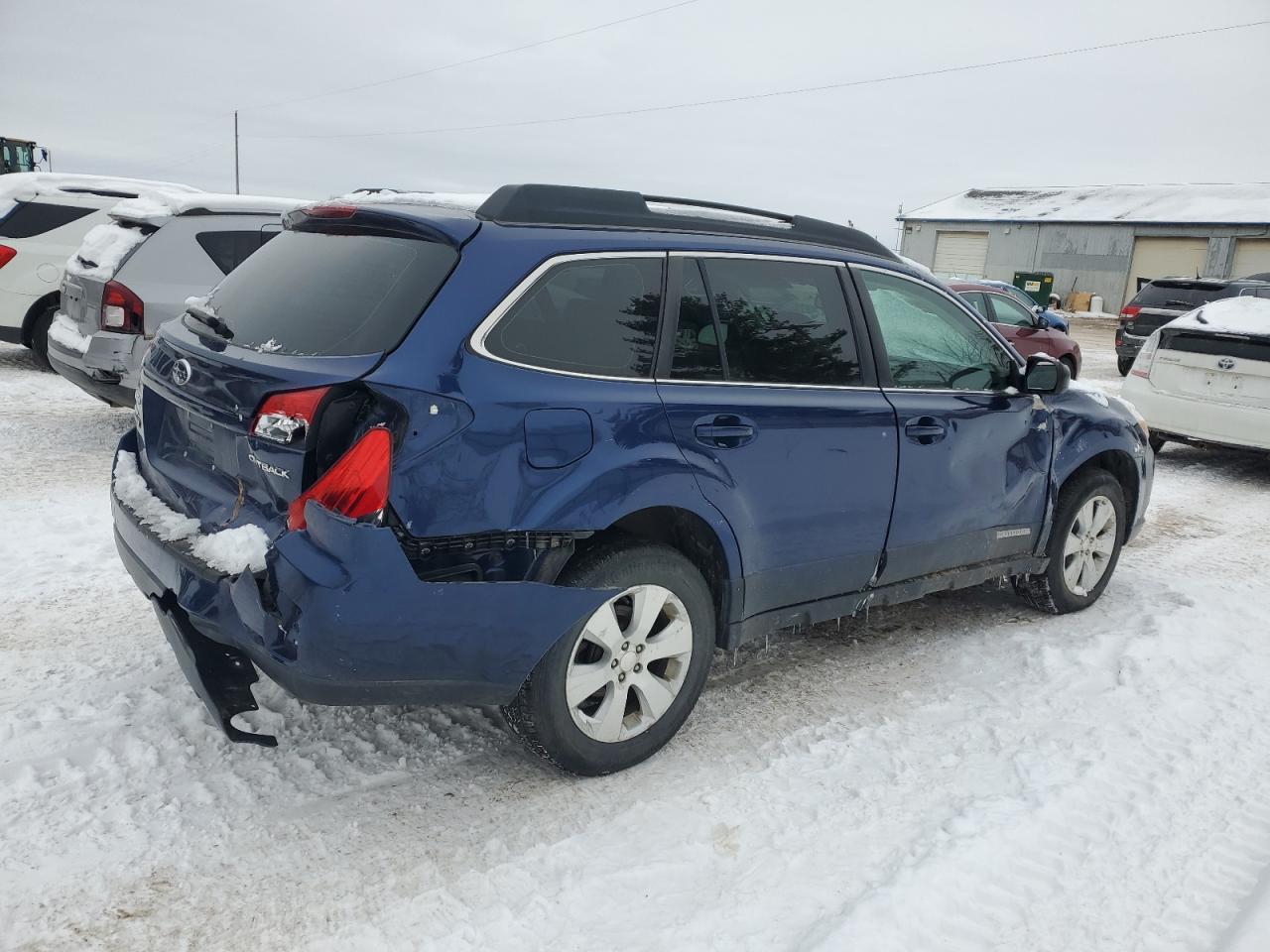 2010 Subaru Outback - Image 3