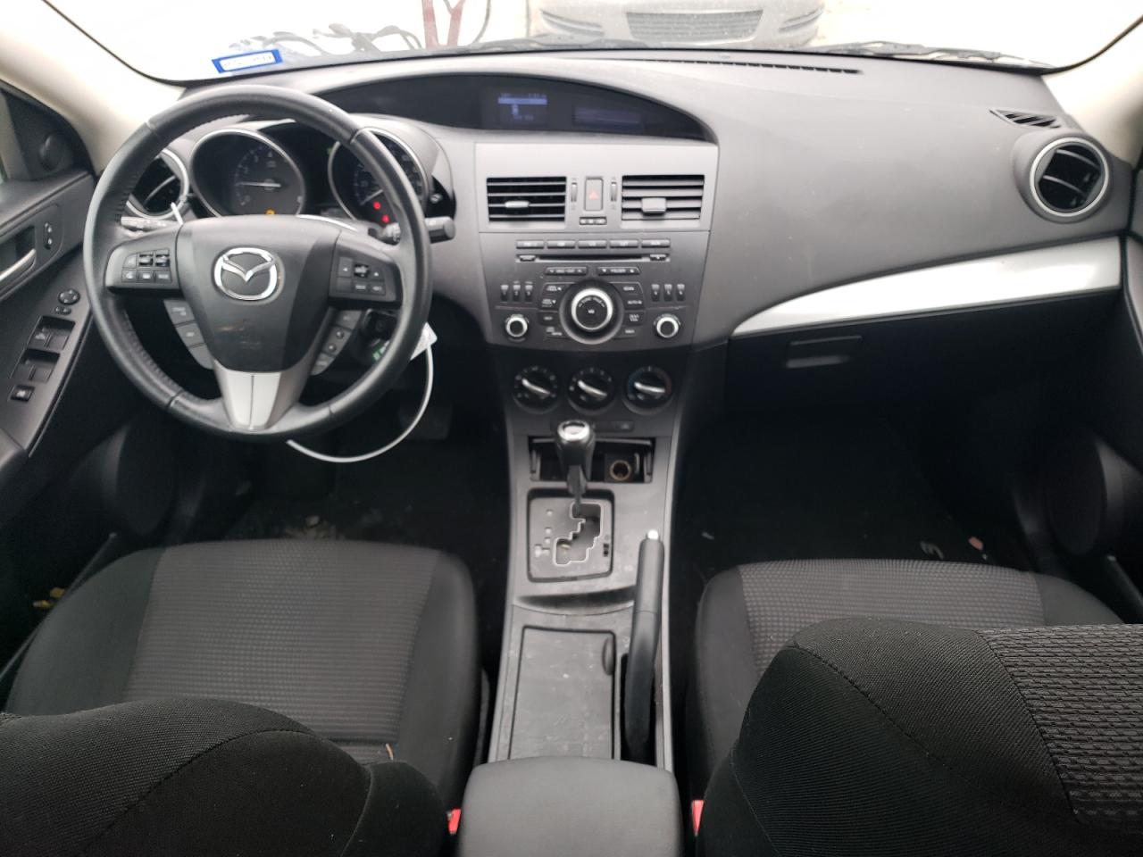 2012 Mazda 3 - Image 8