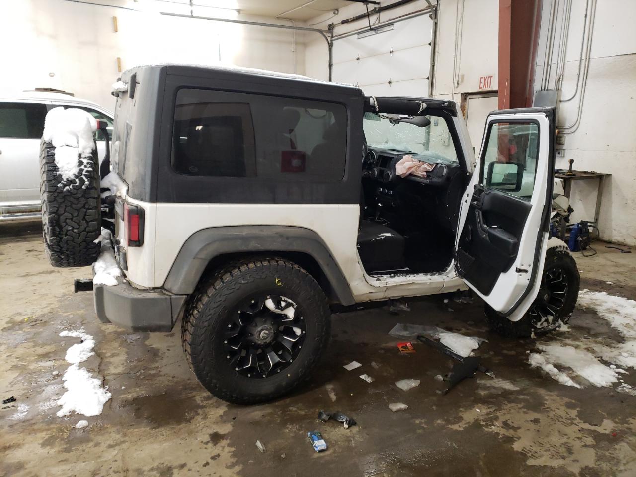 2017 Jeep Wrangler - Image 3