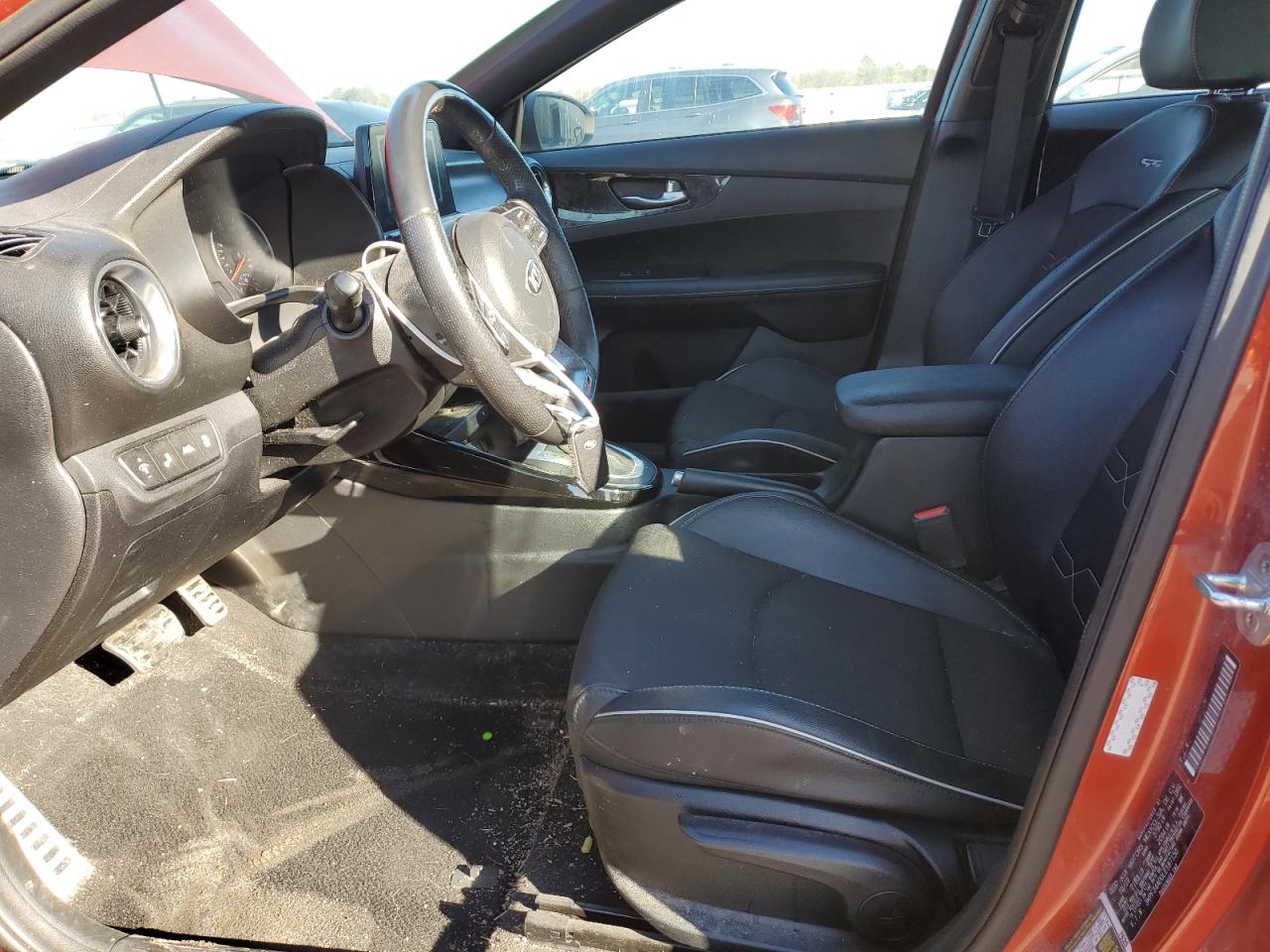 2020 Kia Forte - Image 7