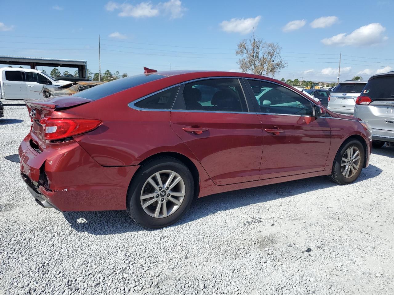 2016 Hyundai Sonata - Image 3