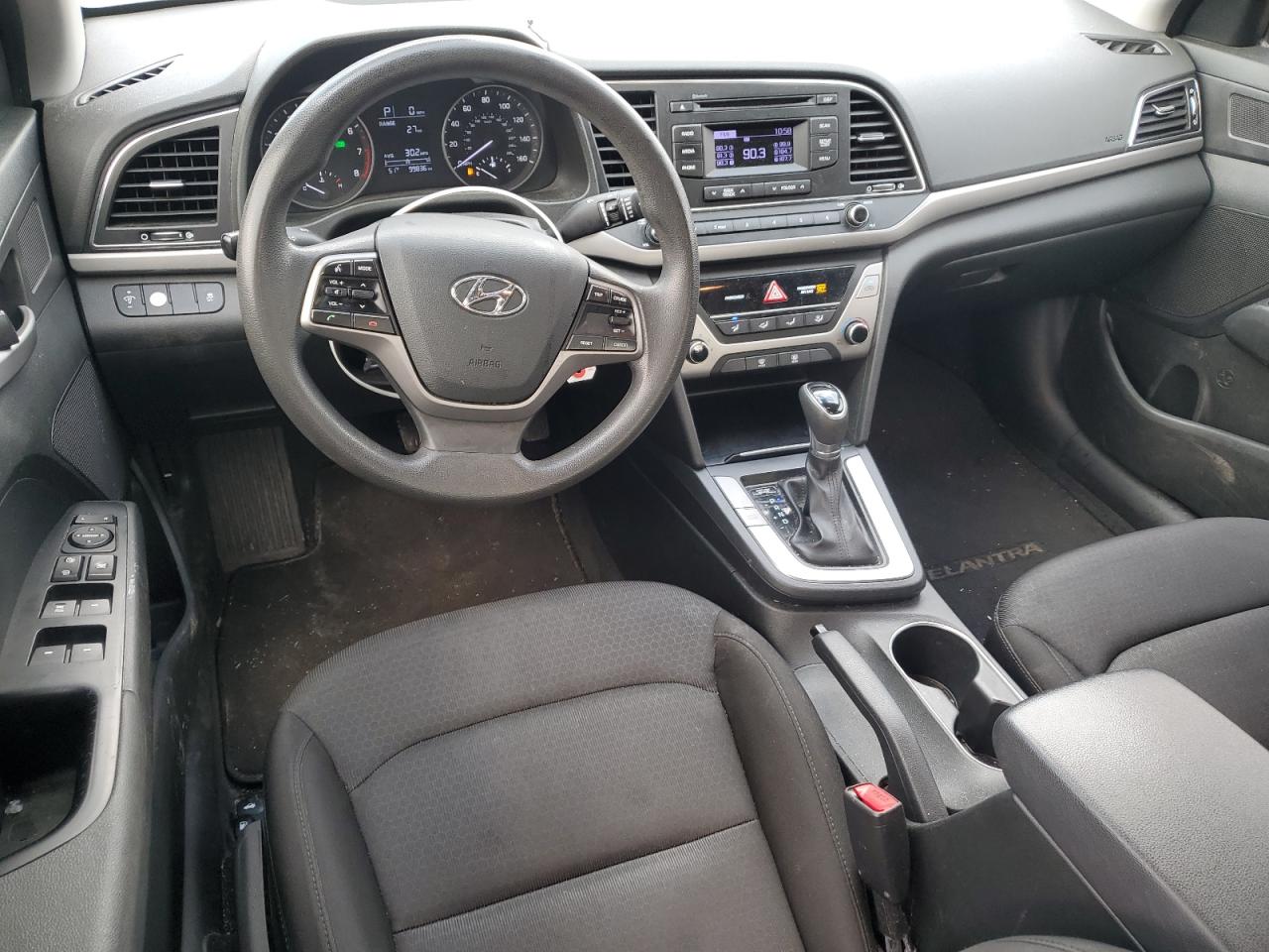 2018 Hyundai Elantra - Image 8