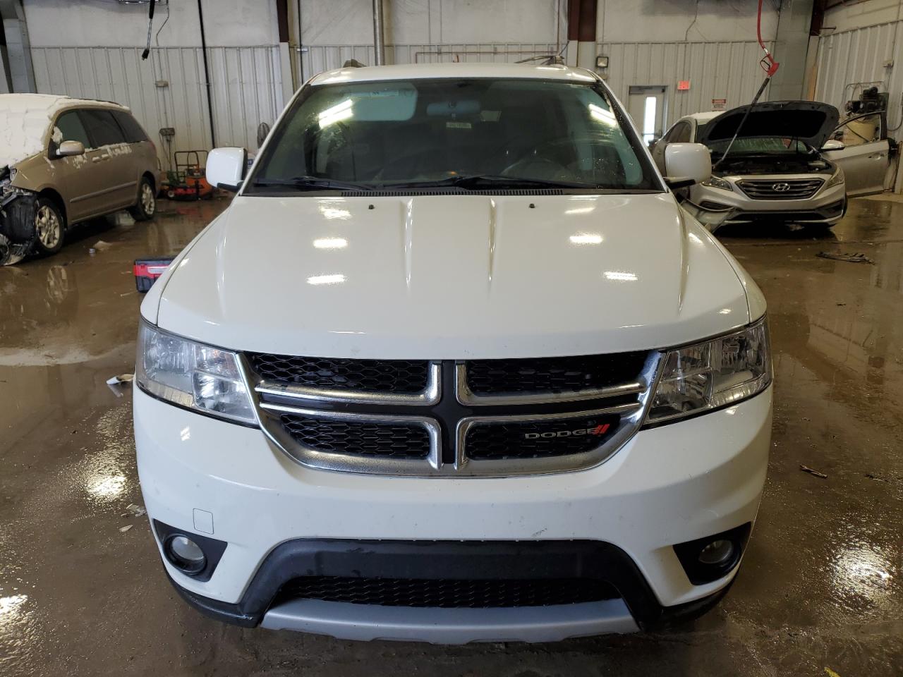 2017 Dodge Journey - Image 5