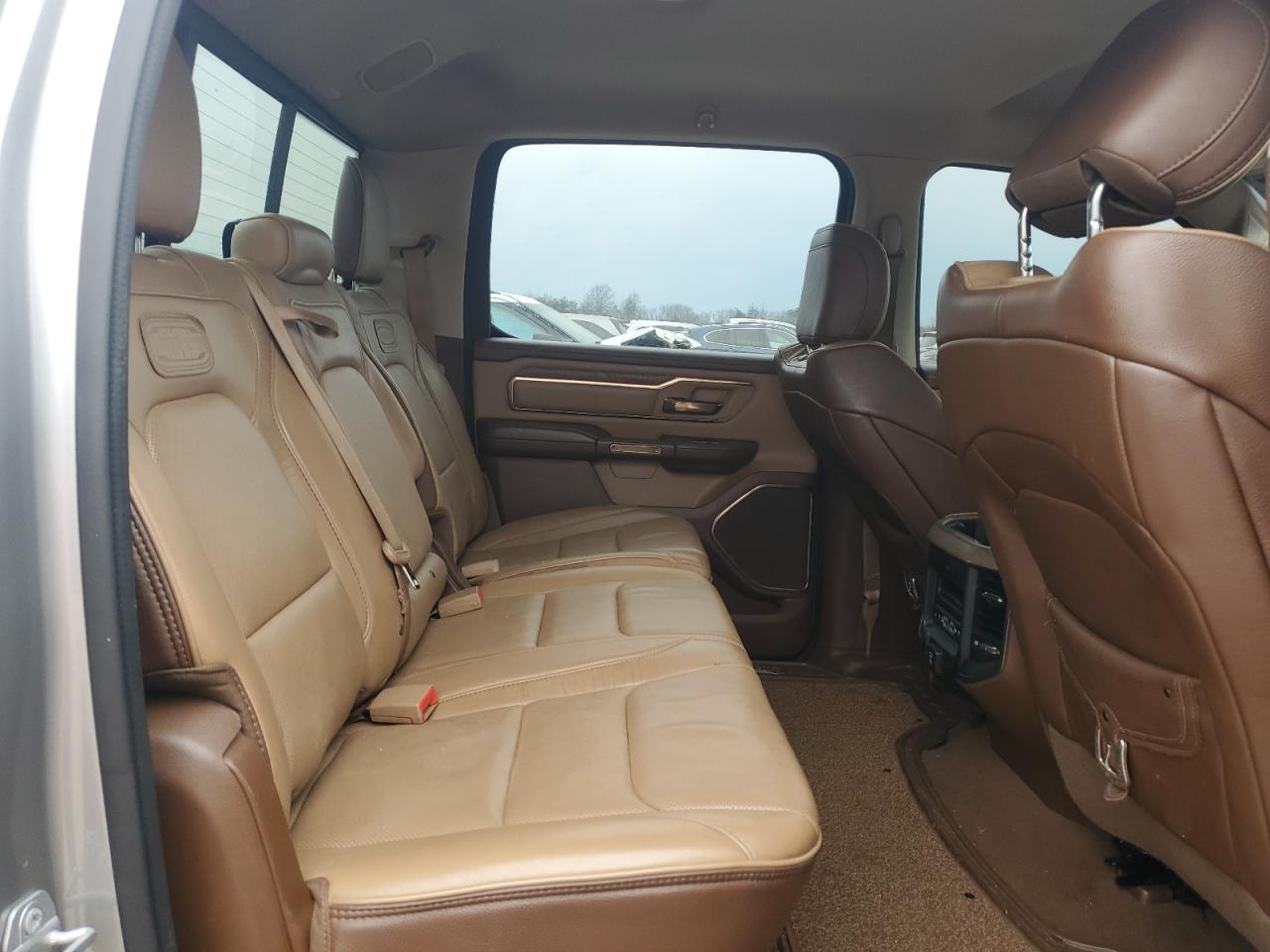 2020 RAM 1500 - Image 10