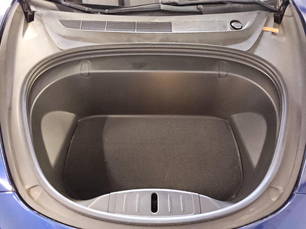 2018 Tesla Model 3 VIN: 5YJ3E1EA8JF155727 Lot: 88993375