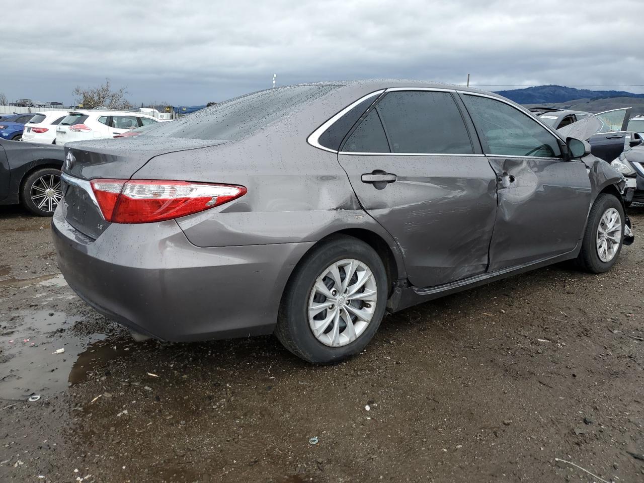2016 Toyota Camry - Image 3