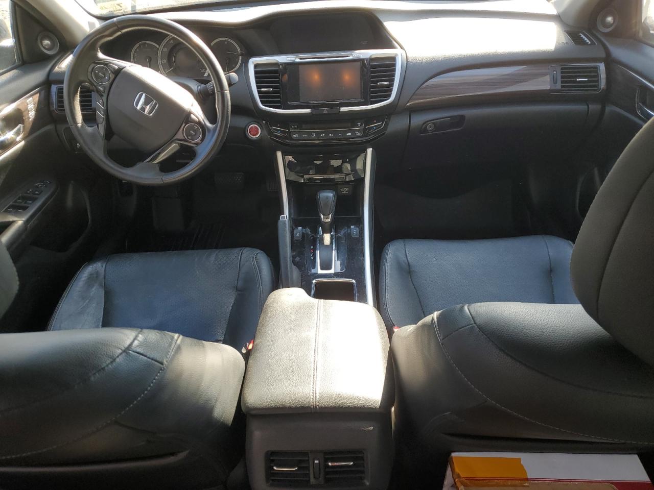 2016 Honda Accord - Image 8