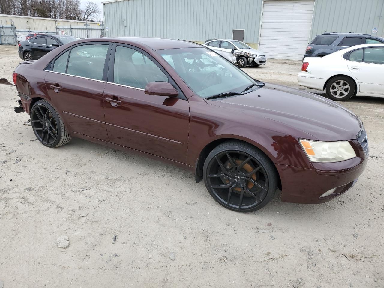 2009 Hyundai Sonata - Image 4
