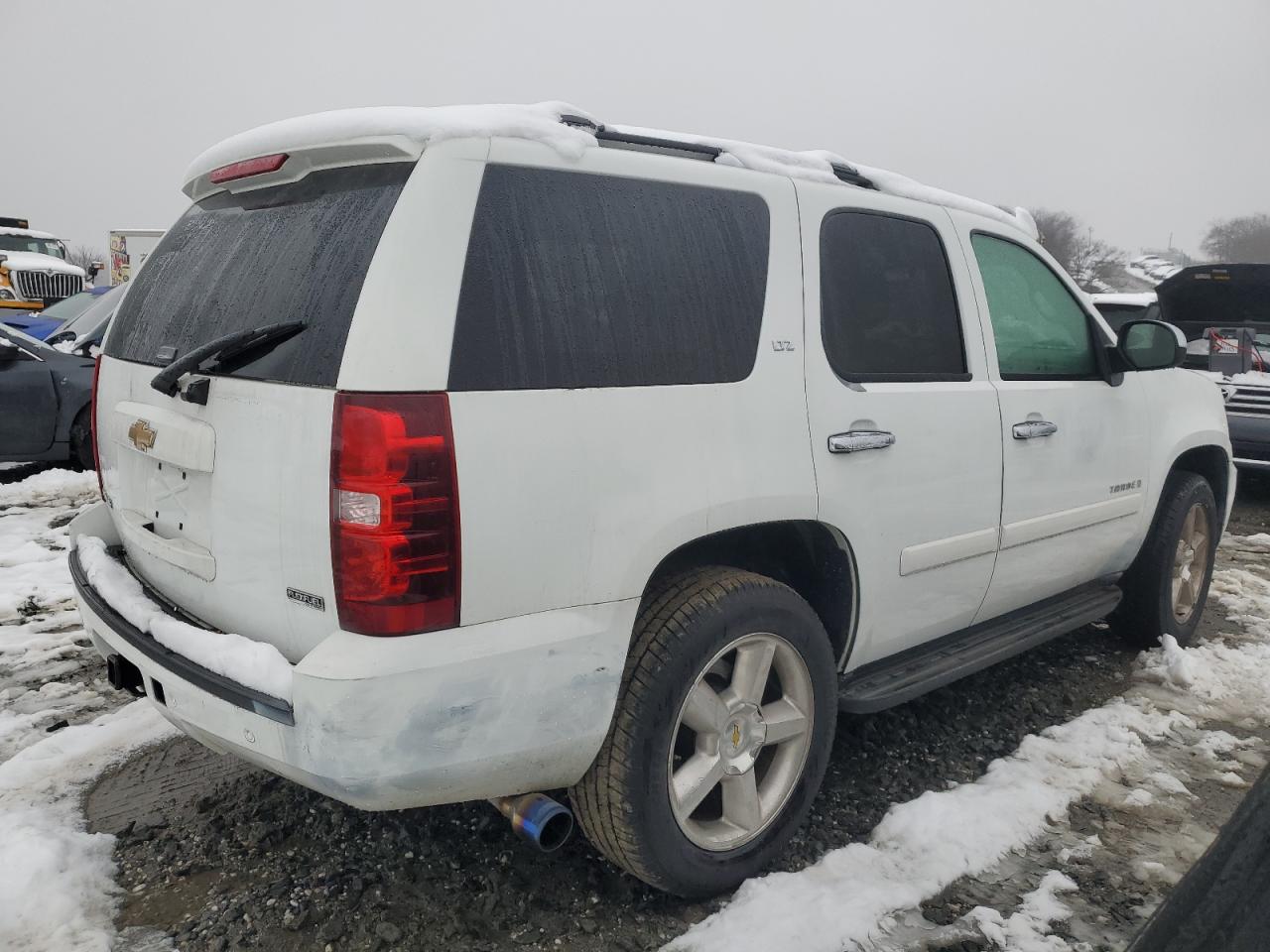 2007 Chevrolet Tahoe - Image 3