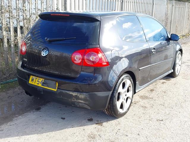 2005 VOLKSWAGEN GOLF GTI