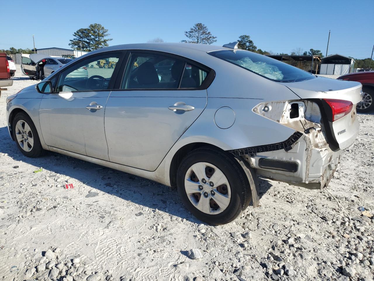 2018 Kia Forte - Image 2