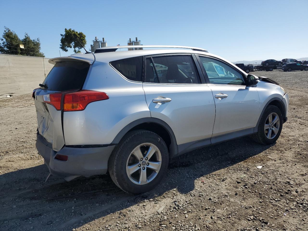 2015 Toyota RAV 4 - Image 3